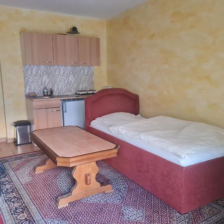 Studiowohnung Zentral In Geisenheim 1-2 Personen Екстериор снимка