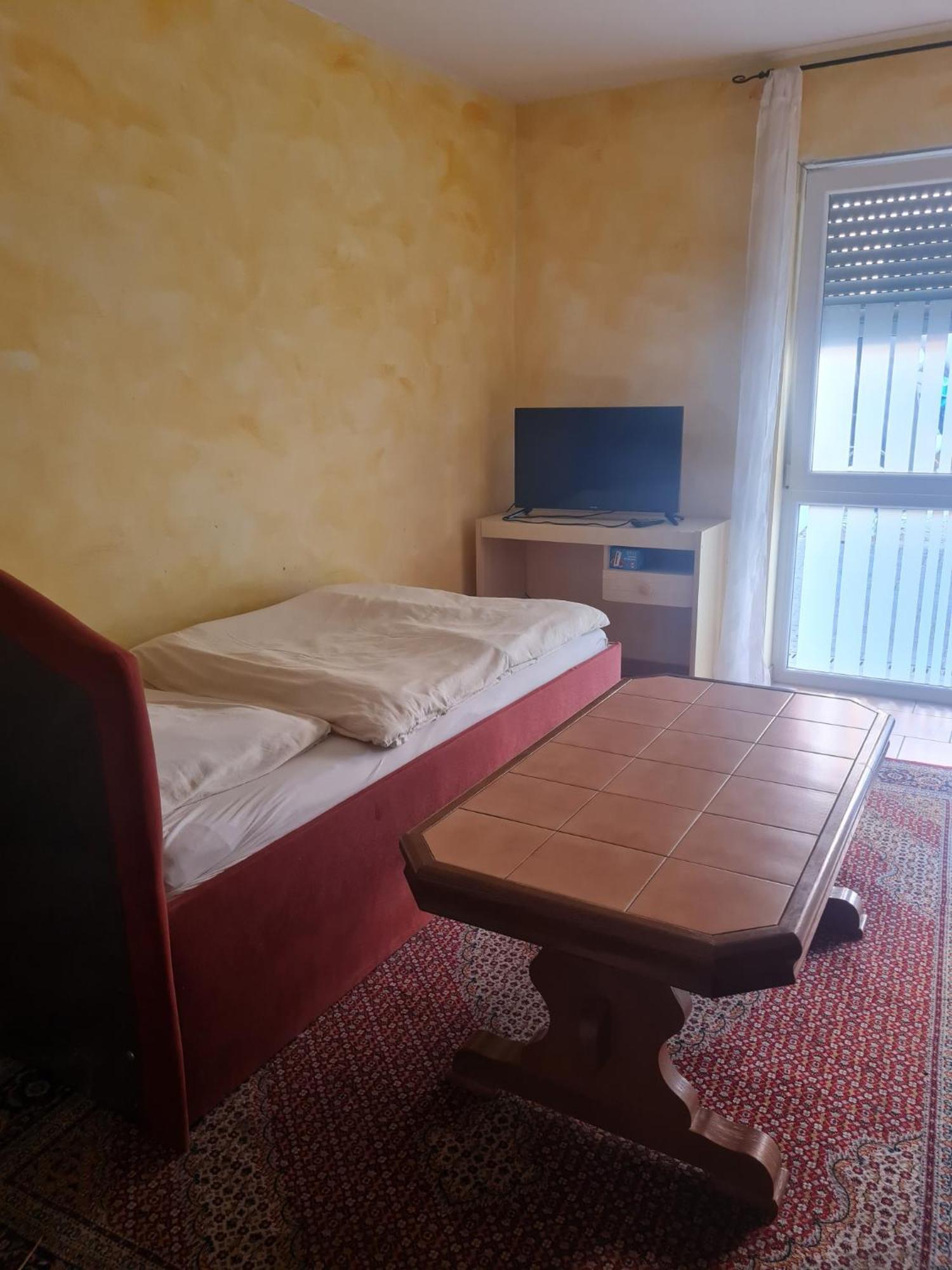 Studiowohnung Zentral In Geisenheim 1-2 Personen Екстериор снимка